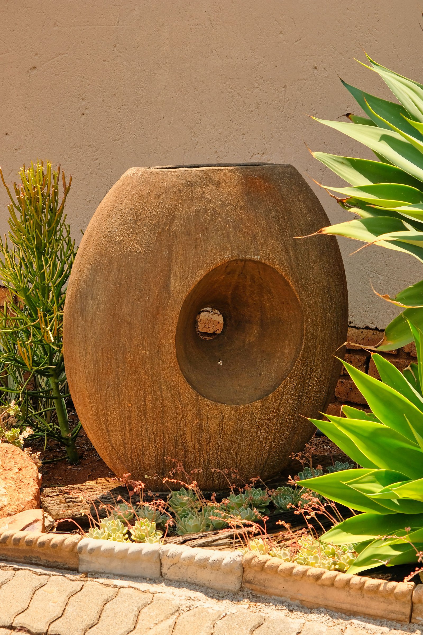 How to Save Water in the Garden: Practical Ways to Reduce Waste - supporting image 1