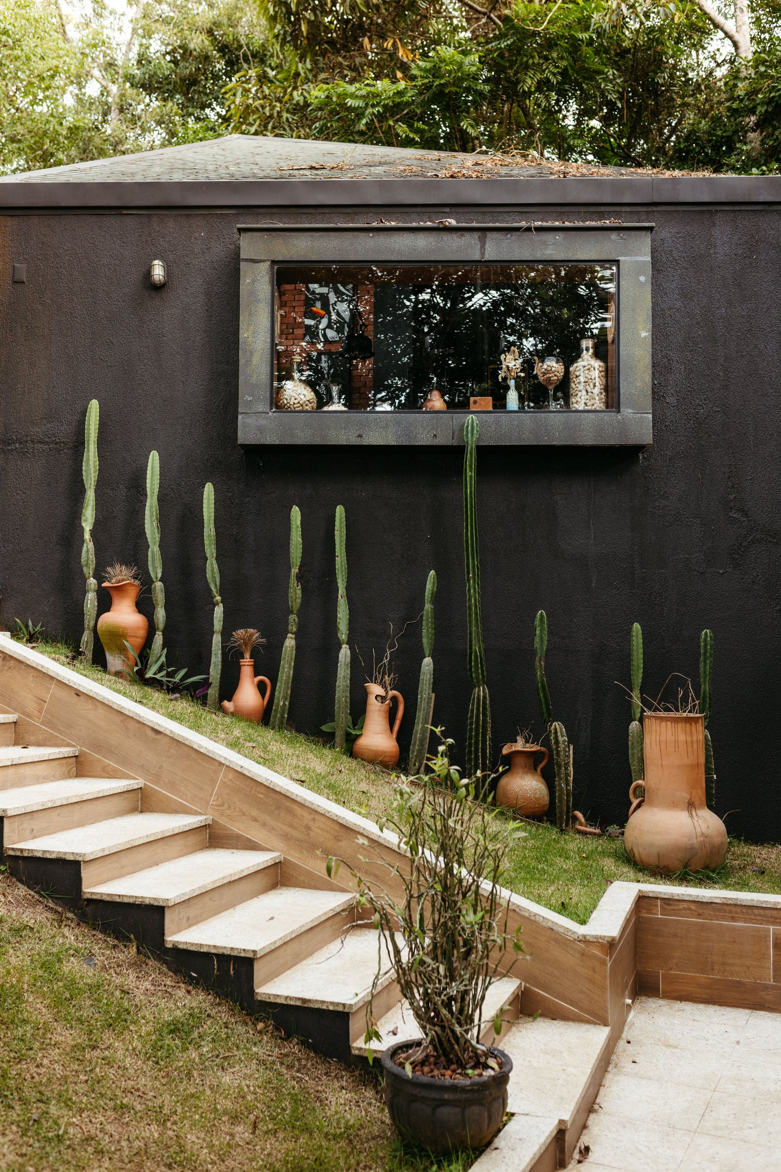 How to Clean and Maintain a Terrace and Outdoor Furniture - supporting image 2