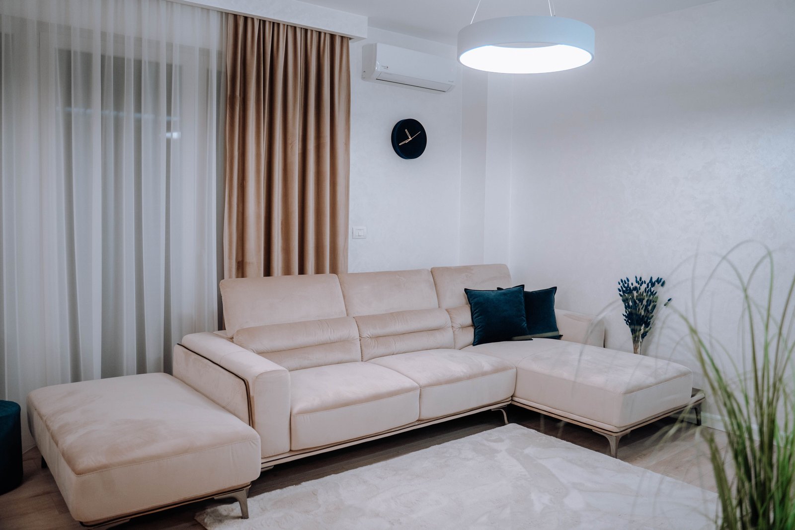 How to Choose Lighting for a Comfortable and Safe Terrace